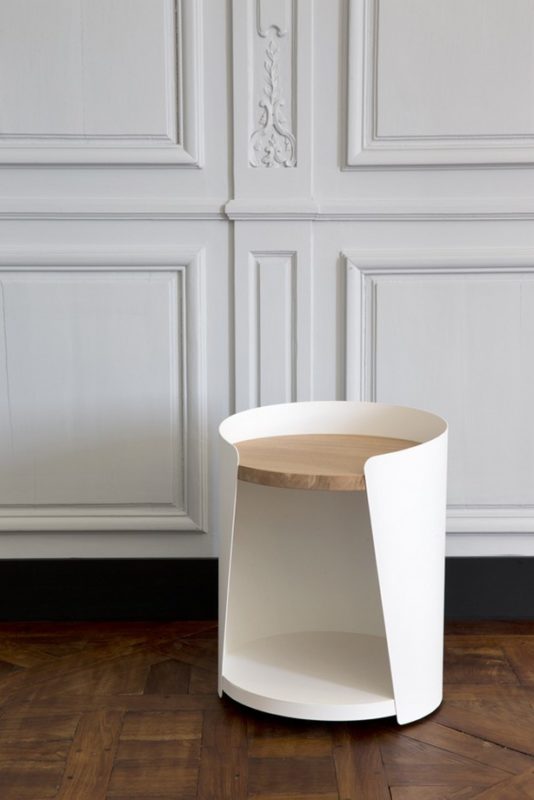 Table de chevet en métal blanc et chene Armand RESISTUB