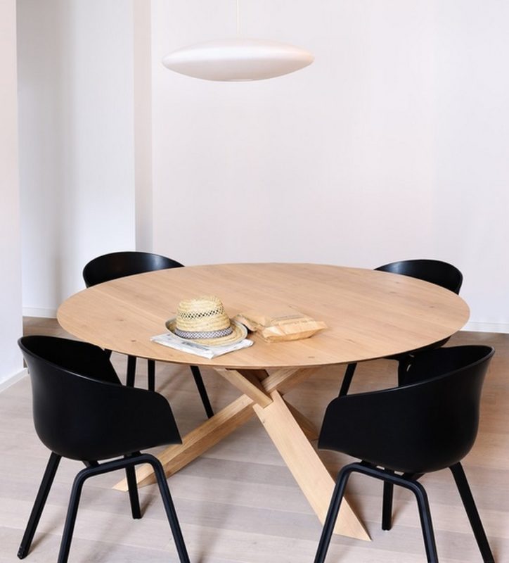 Table Ethnicraft à nantes, modèle Circle