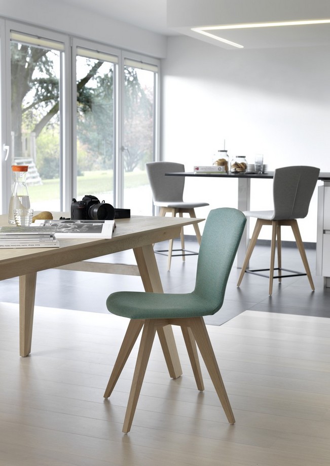 mobitec-mood-21-chaise-tabouret-tissu-turquoise-pied-chene-nantes-1