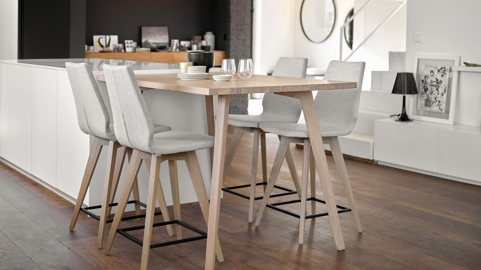 mobitec-mood-41-tabouret-tissu-creme-pied-chene-label-maison-nantes
