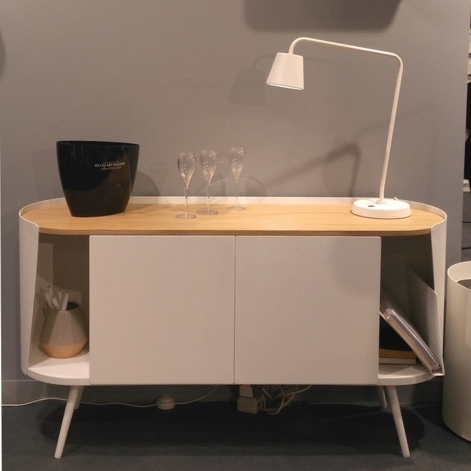 Niche buffet blanc avec plateau en chene et structure en metal armand RESISTUB