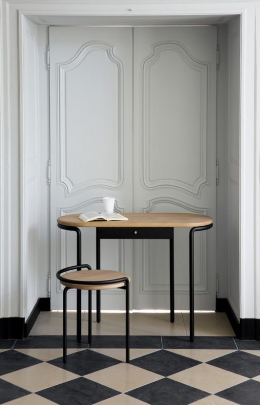 Bureau et tabouret en métal noir et chene Le galant Resistub