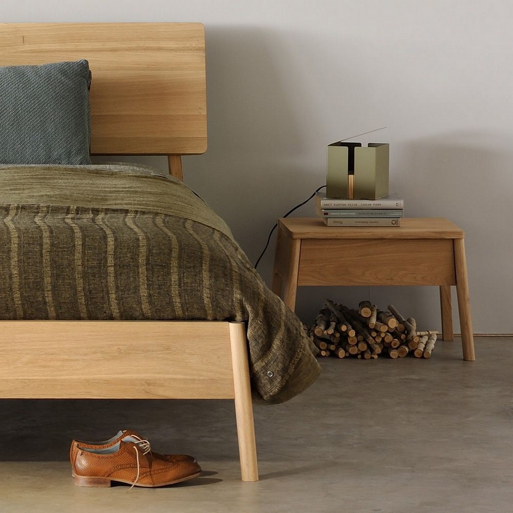 Table de chevet AIR en chêne massif avec tiroir Ethnicraft - Label Maison