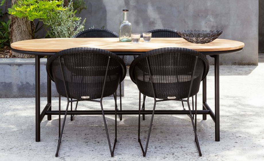 table de jardin en teck Vincent Sheppard WICKED - label maison nantes